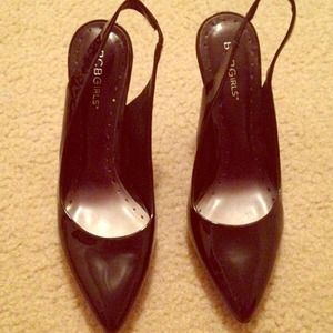 bcbg black heels