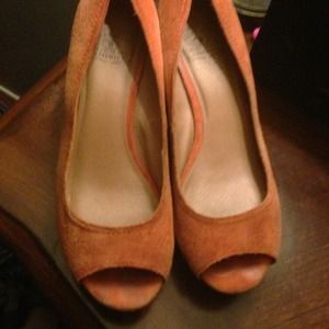 Orange lucky wedges