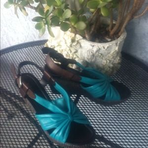 St. John's Bay Pumps