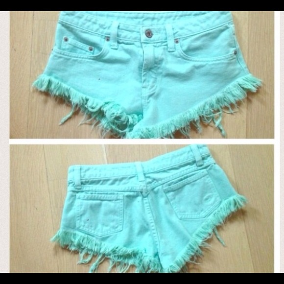 LF CARMAR TURQUOISE SHORT