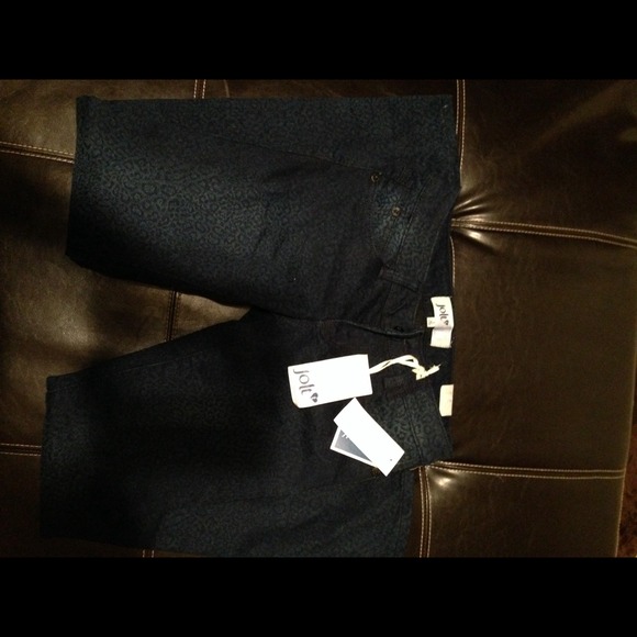 Blue leopard print skinny jeans