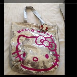 Silver hello kitty handbag