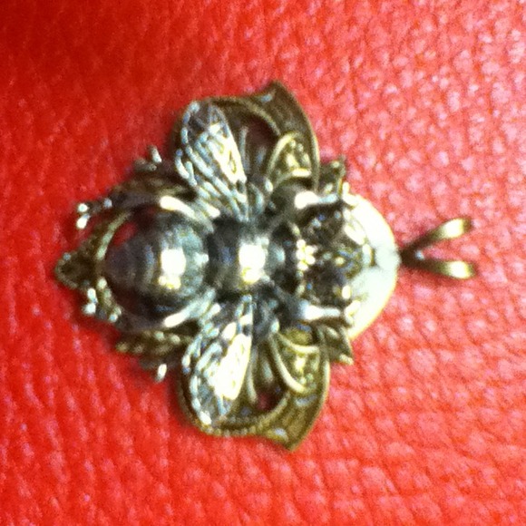 Reduced price!Bumblebee pendant.
