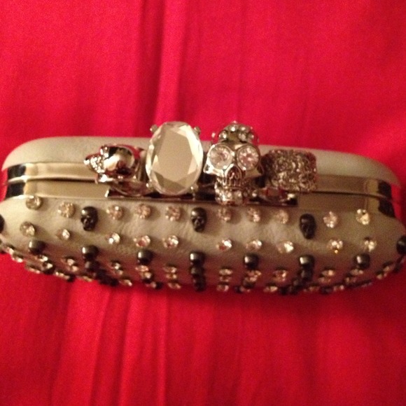 SOLD! Luxe "Skulls and Stones" clutch purse - Picture 2 of 4
