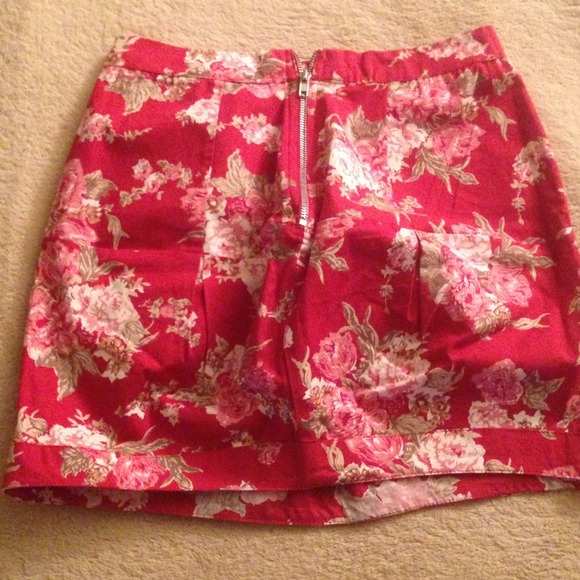 Fall Skirt - Picture 2 of 2