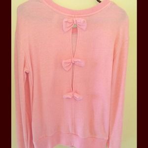 🌺 NWOT Pink bow back sweater 🌺