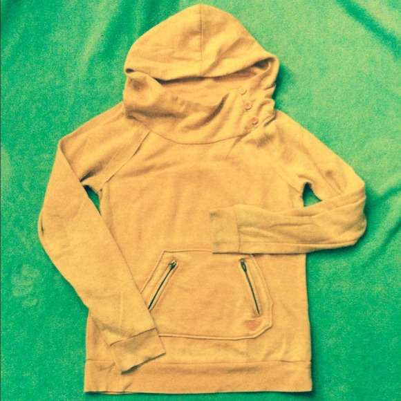 Roxy hoodie :)