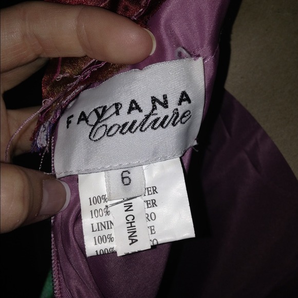 Faviana size 6 silk floor length gown. - Picture 4 of 4