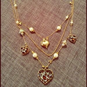 **SOLD**Betsey Johnson leopard/heart necklace