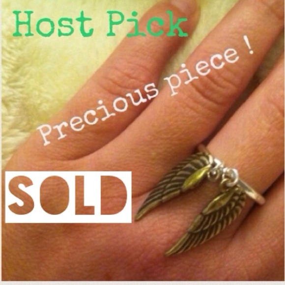 French Connection Angel Wings Ring