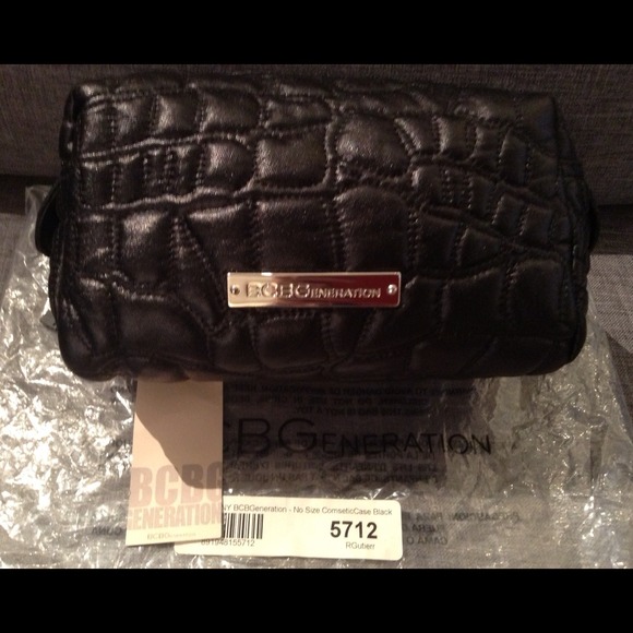 **SALE**BNWT BCBGeneration cosmetic/toiletry pouch