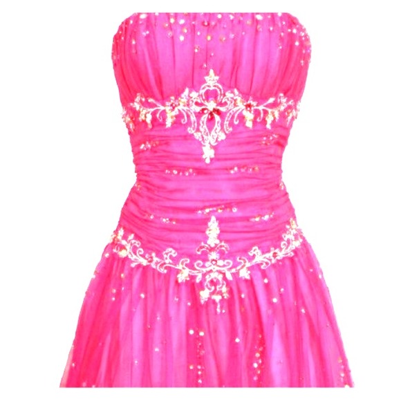 Formal fuchsia prom dress
