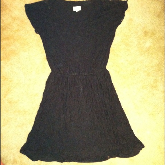 Black lace dress
