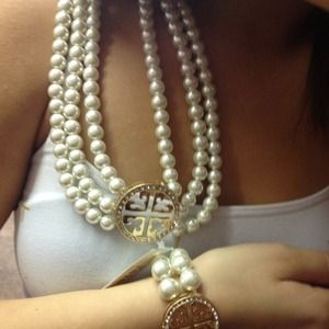 Necklace/ bracelet set