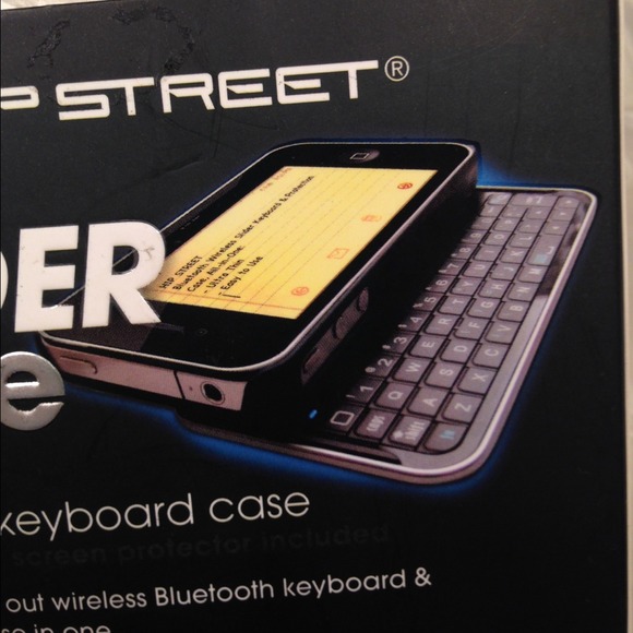 ⛔️sold⛔️Keyboard Case for iPhone 4/4s