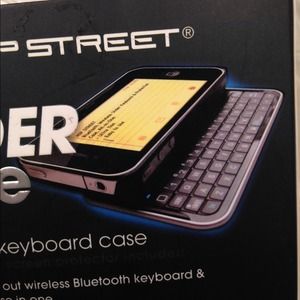 ⛔️sold⛔️Keyboard Case for iPhone 4/4s
