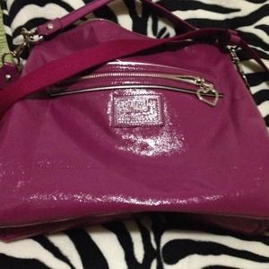 *Must go! Price cut* Fuchsia Crossbody Coach Bag