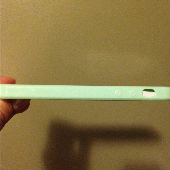 iPhone 5 case - Picture 2 of 3