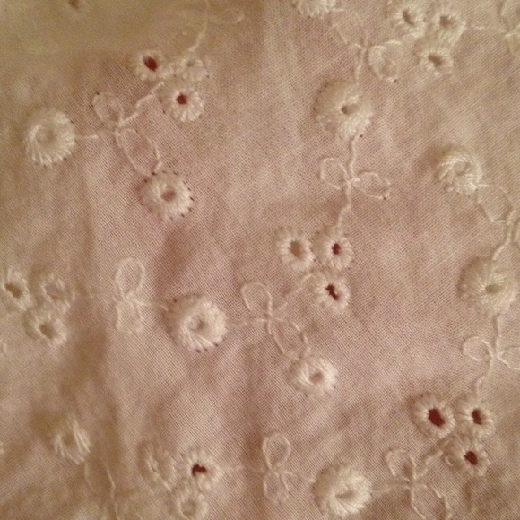 Wet Seal White Crop Top - Picture 3 of 4