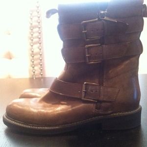 HOLD FOR @genkup Short motorcycle boots