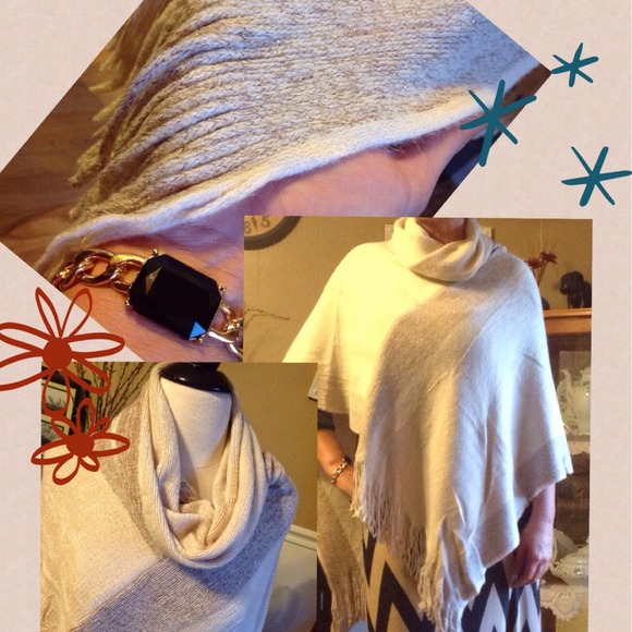 ❌BUNDLED❌Cowl neck fringed poncho sweater - Picture 2 of 4