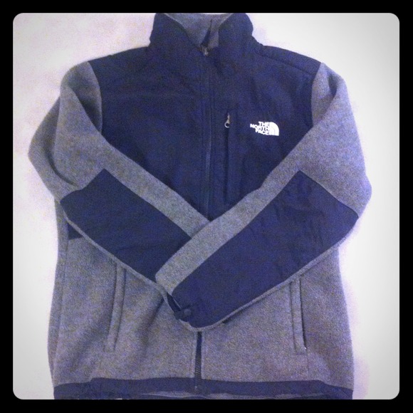✖️SOLD ON EBAY FOR $65✖️North Face Denali Jacket
