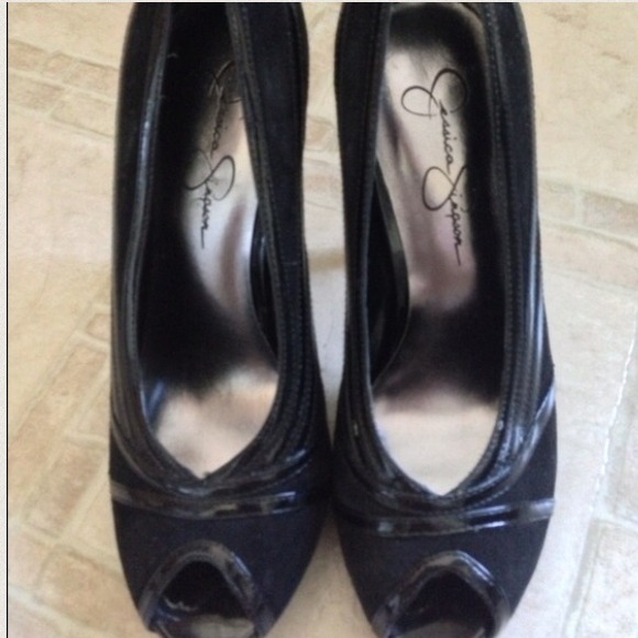 ❌❌sold❌❌jessica Simpson Black Pumps sz 6