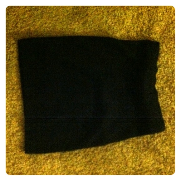 Cute black skirt - Picture 1 of 2