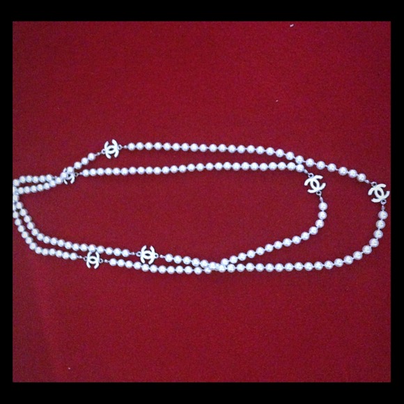 CHANEL Jewelry - 🎉🎉REDUCED🎉🎉Chanel long necklace