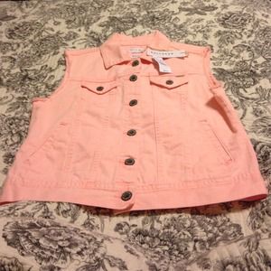 Bullhead Women's Neon Vest