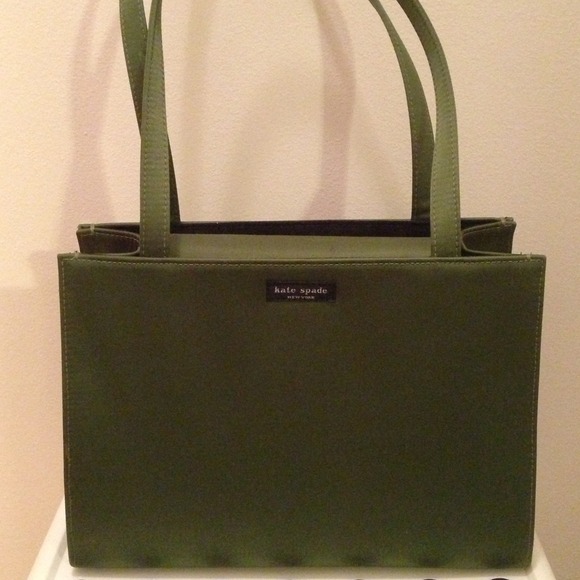 kate spade Handbags - !!REDUCED!! Kate Spade Nylon shoulder bag