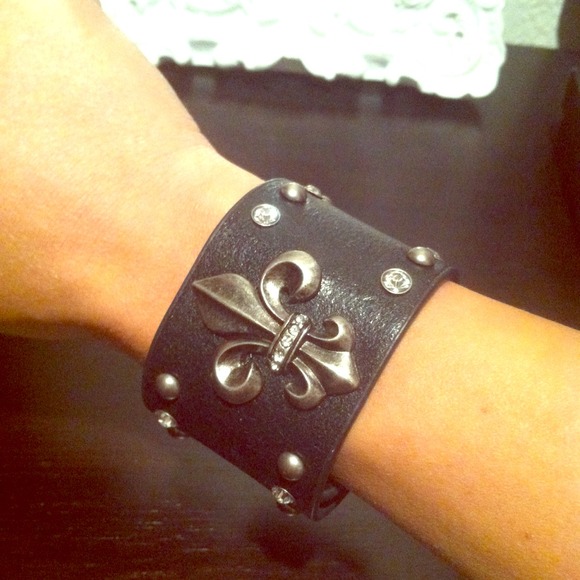 Fleur De Lys cuff
