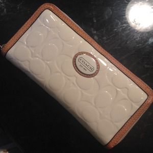 Authentic Coach Wallet