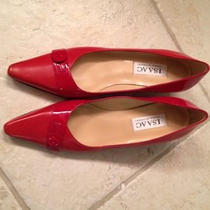 Isaac Mizrahi Red Patent Leather Pumps 6B New!