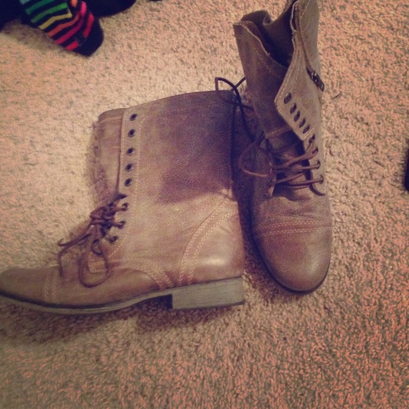 Steve Madden boots, never worn