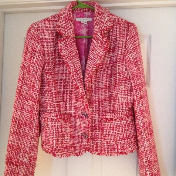 Women's short blazer jacket
