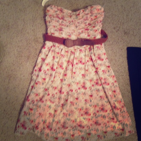 Dress, never worn