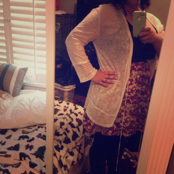 Flowy cardigan<3