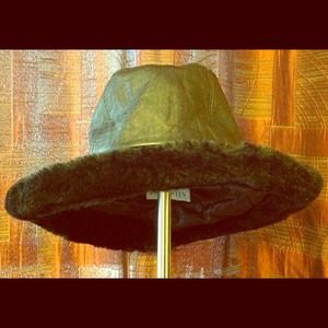 Eric Javits Designer Leather Hat