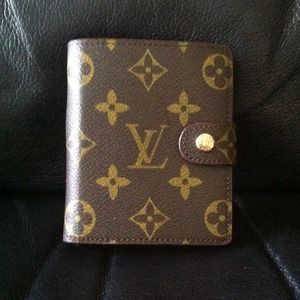Brand new inspired LV wallet