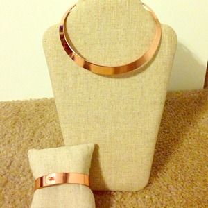 Rose gold cuff and collar