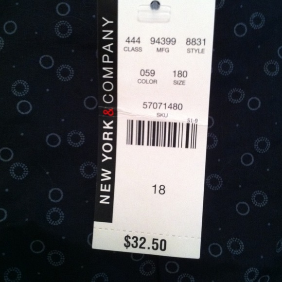 Knee length Aline skirt navy blue - Picture 2 of 3