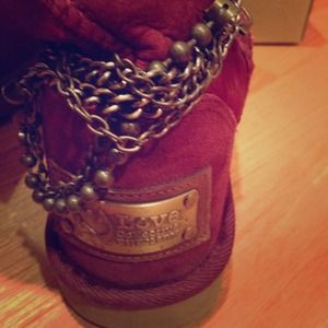 ⛔️SOLD⛔️Australia Love Burgundy boots