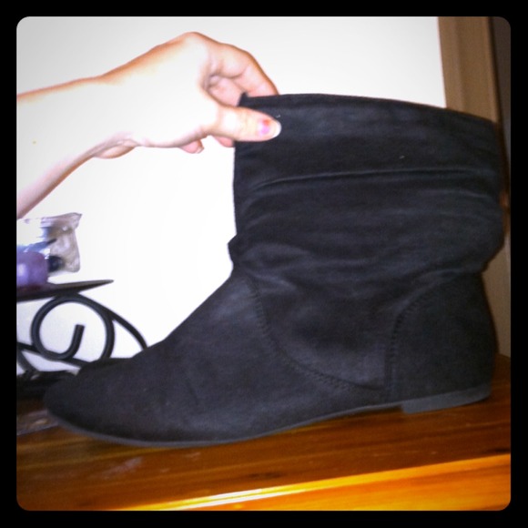 Black slouchy ankle boots