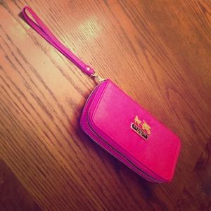 Coach wallet