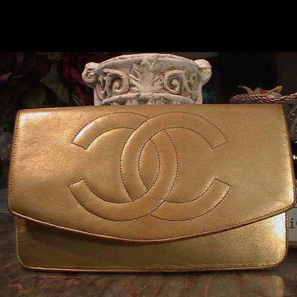 Chanel wallet