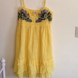 medium yellow dress