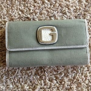 Guess wallet