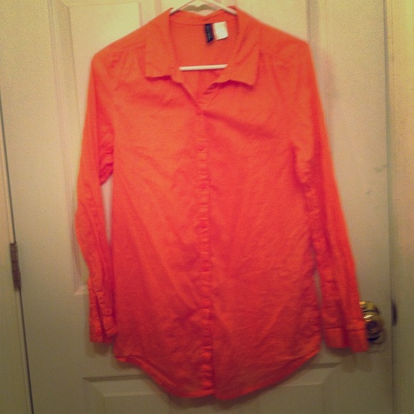 Long pink/peachy button up!