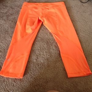 Orange lululemon crops